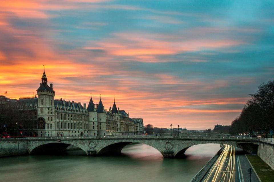 Luxury Apartement, Pres De Musee Louvre Paris Exterior photo